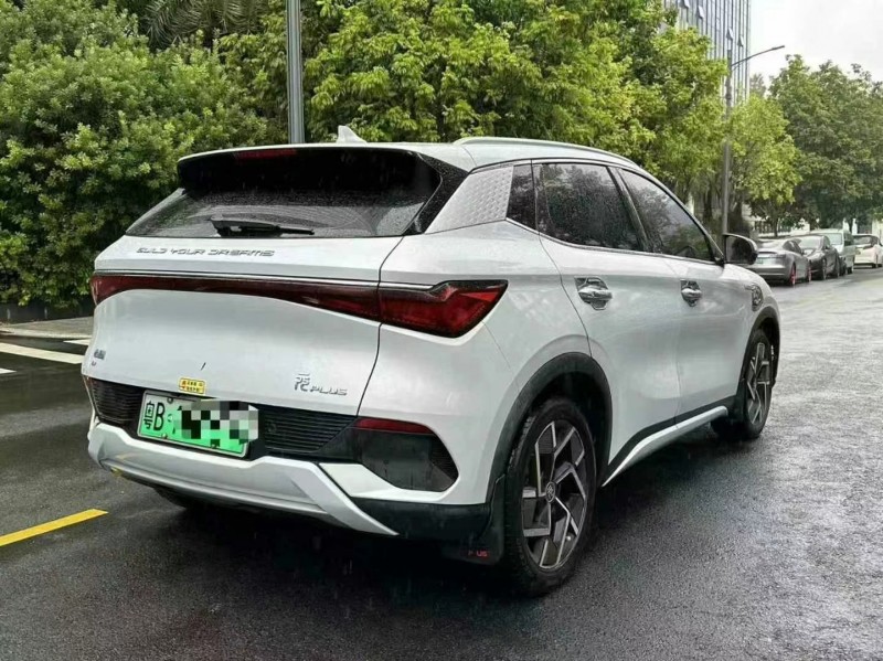 广州22年比亚迪元新能源7