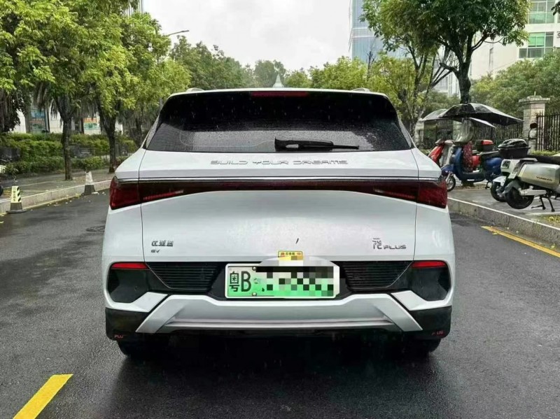 广州22年比亚迪元新能源9