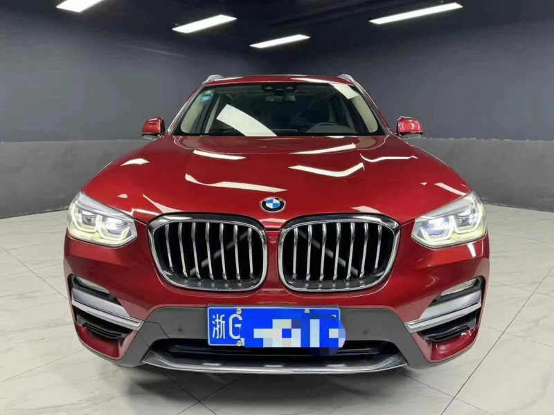 成都19年宝马X31