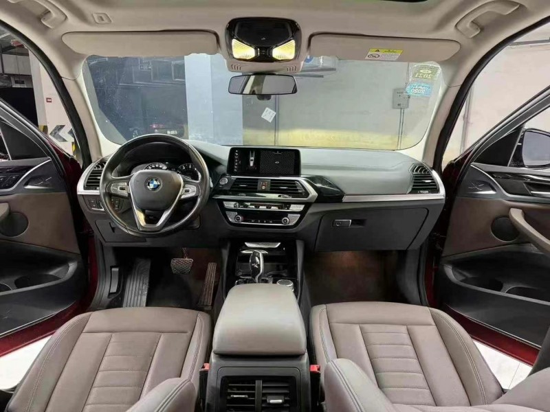 成都19年宝马X35