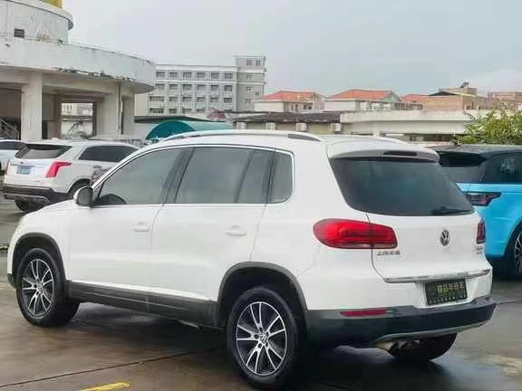 东莞17年大众途观8