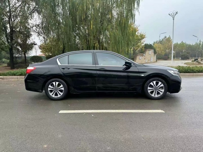 枣庄14年本田雅阁7