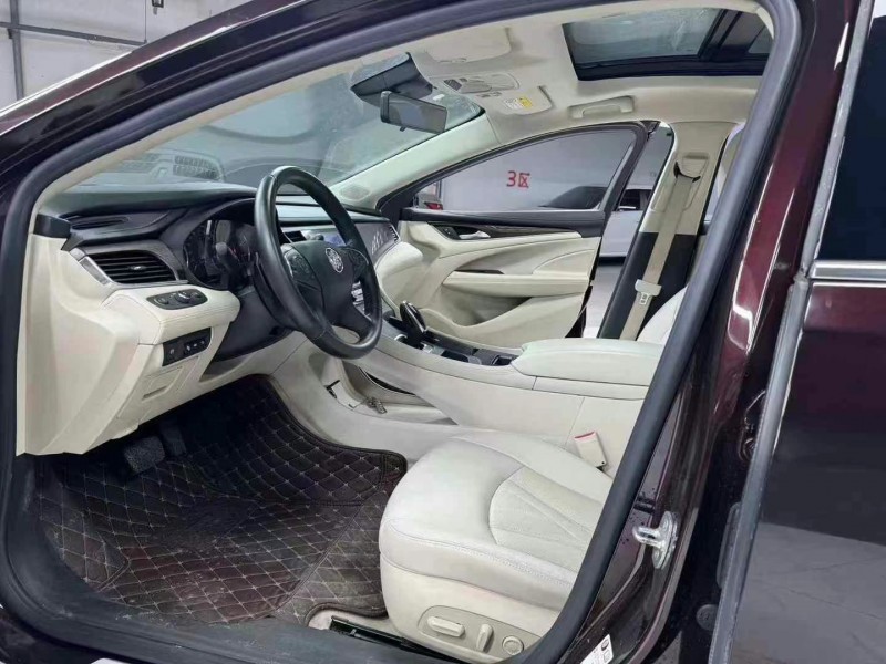 成都21年别克君越5