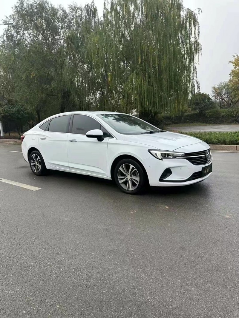 枣庄20年别克威朗2