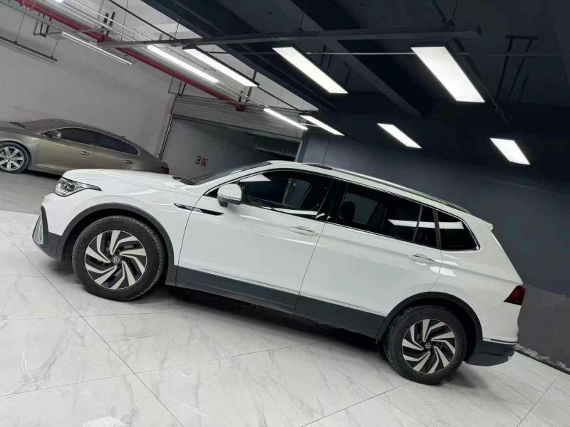 成都21年大众途观4