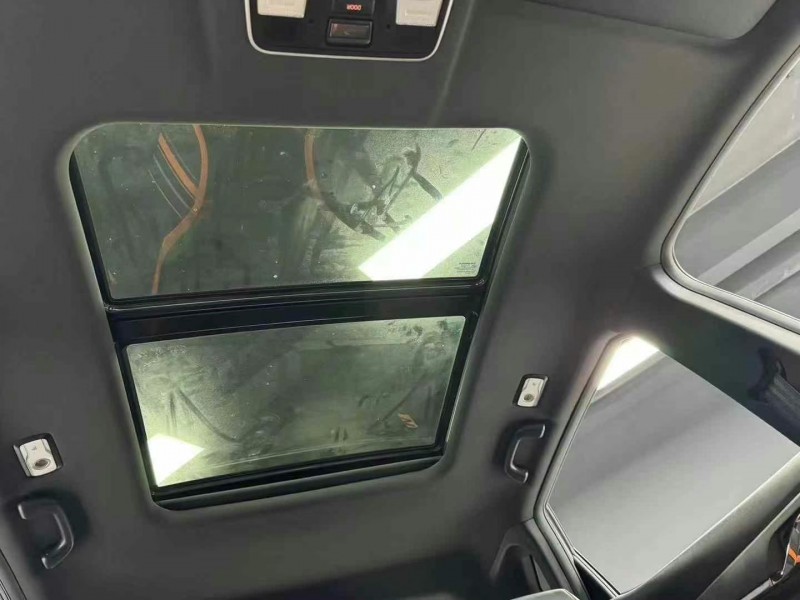 成都23年长安汽车欧尚7