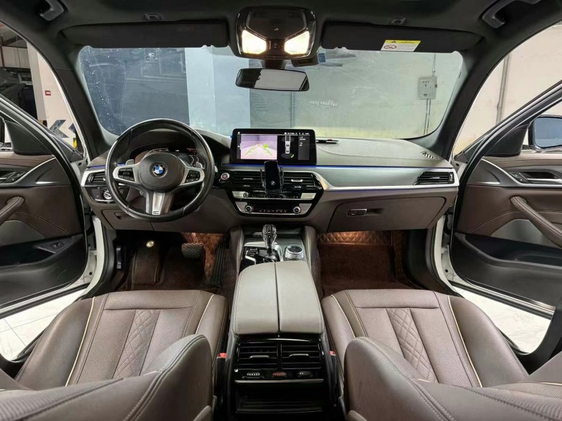 成都21年宝马5系9