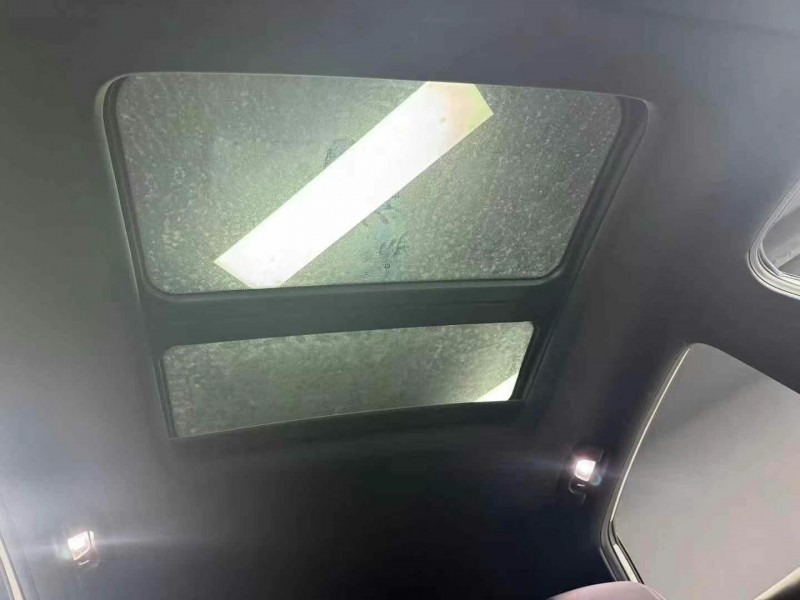 成都23年别克威朗8