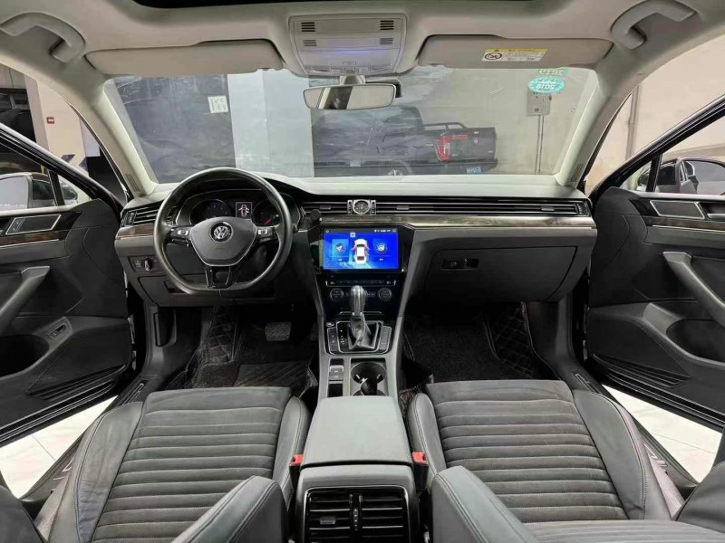 成都17年大众迈腾6