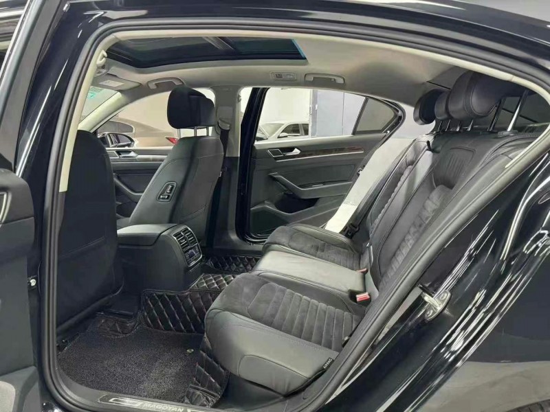 成都17年大众迈腾8