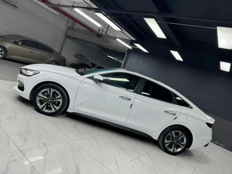 成都20年现代菲斯塔3