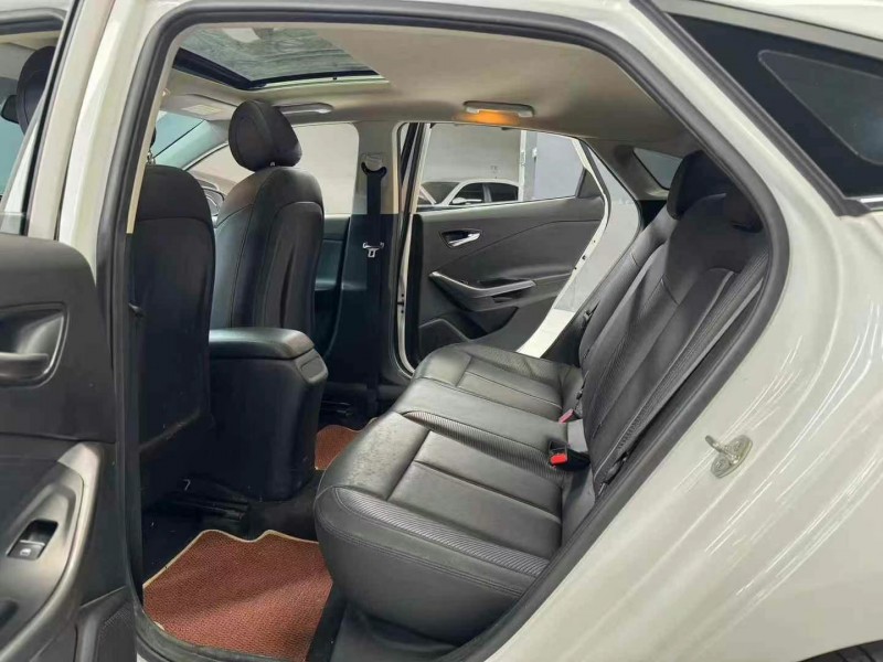 成都20年现代菲斯塔9