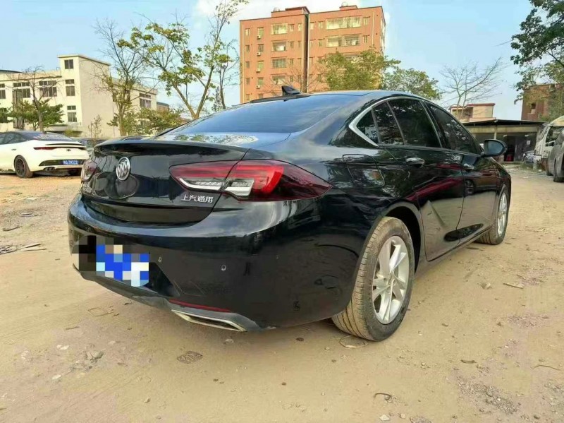 广州21年别克君威4