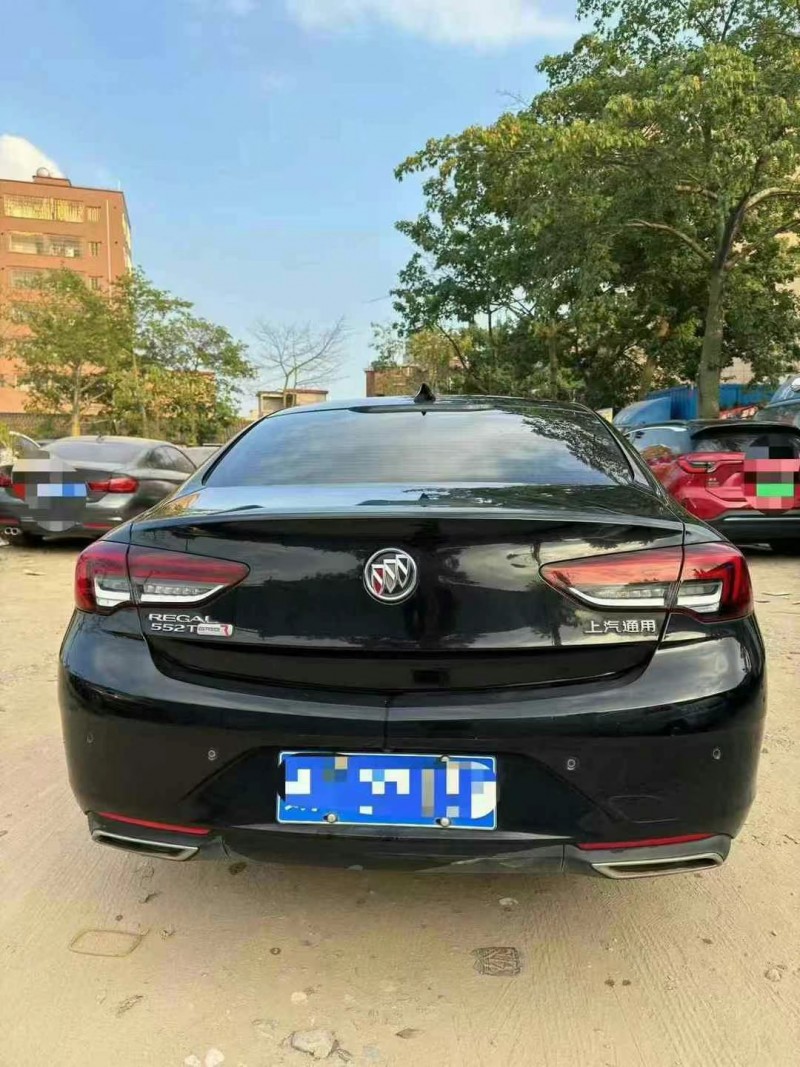 广州21年别克君威9