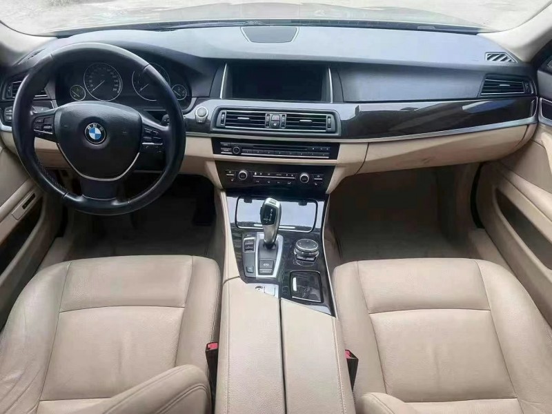 保定17年宝马5系7