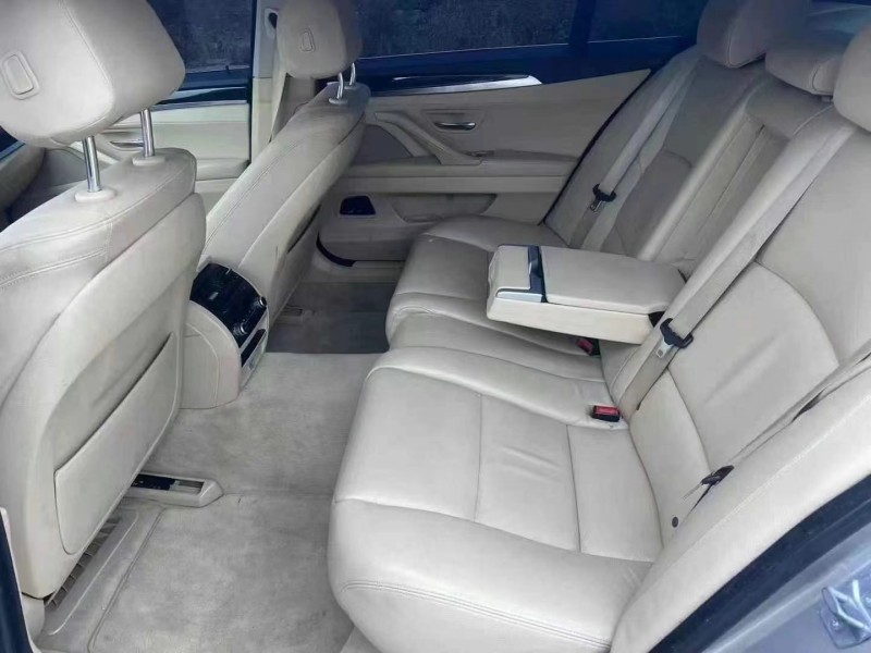 保定17年宝马5系9