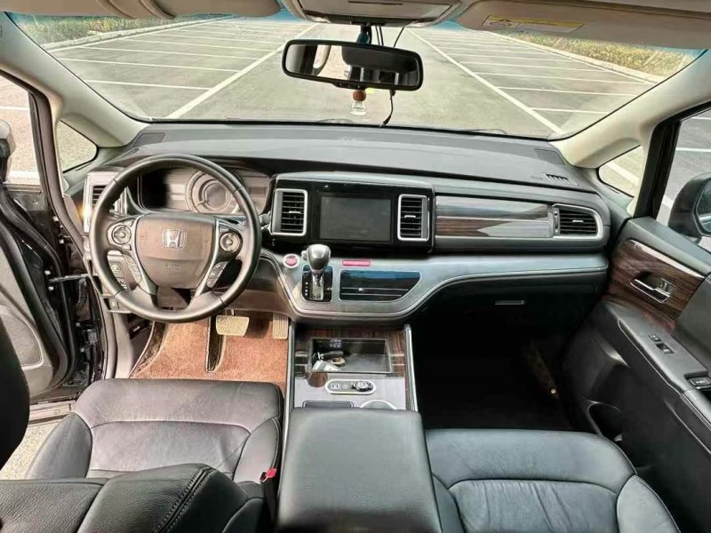 徐州19年本田艾力绅5