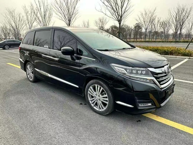 徐州19年本田艾力绅8