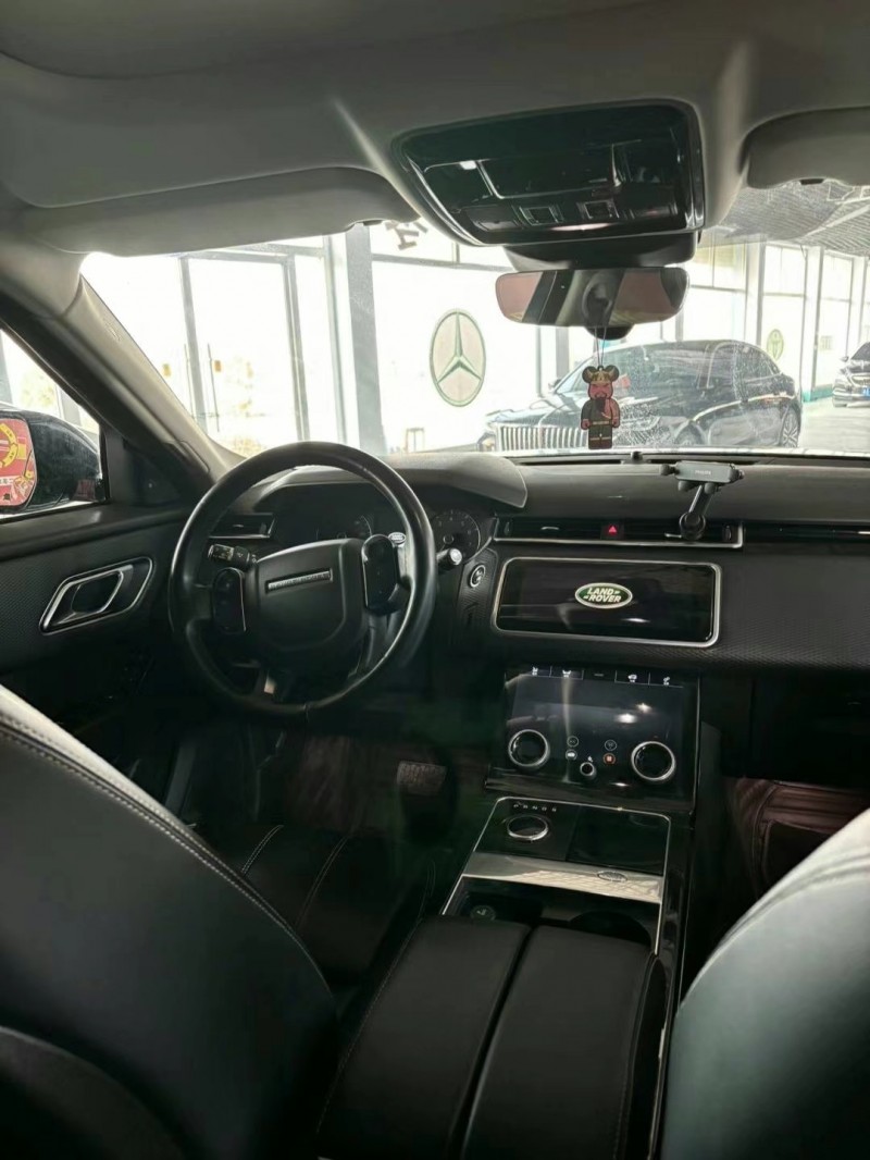 青岛18年路虎揽胜星脉8