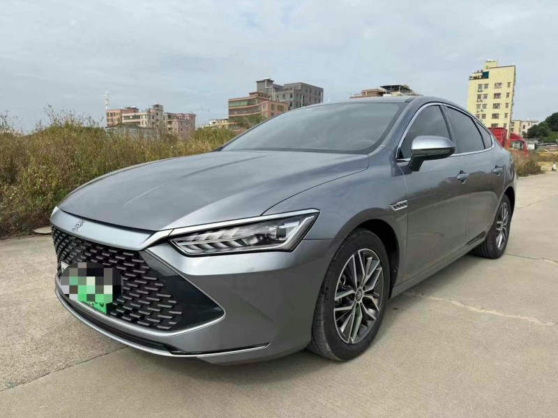 广州22年比亚迪秦2