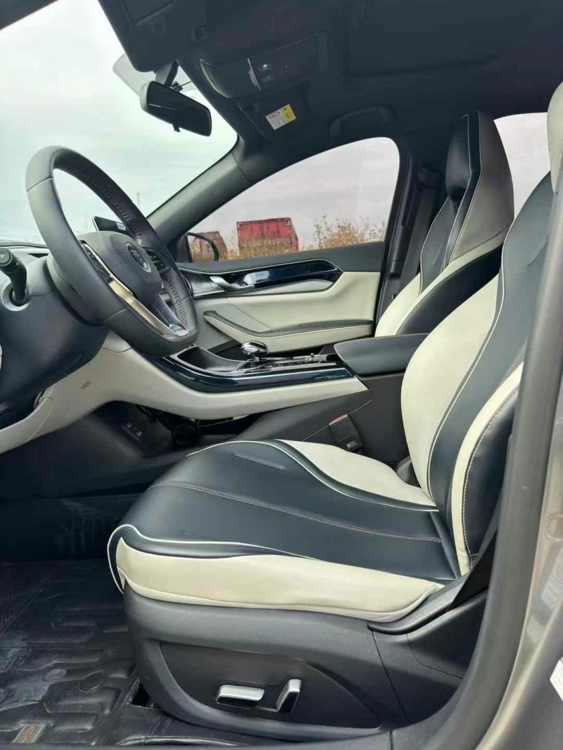 广州22年比亚迪秦5