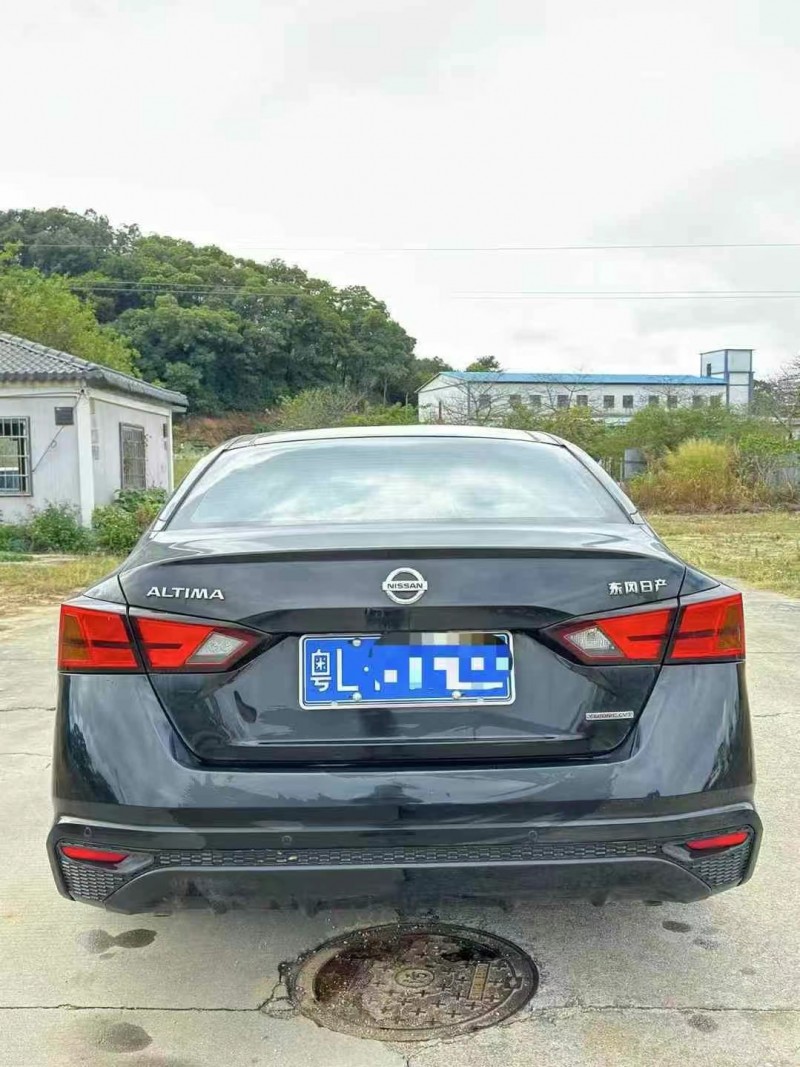 广州22年日产天籁9
