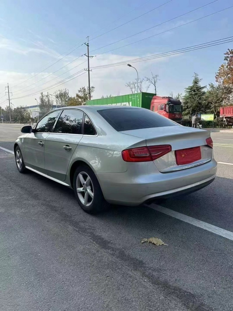 济宁15年奥迪A4L5
