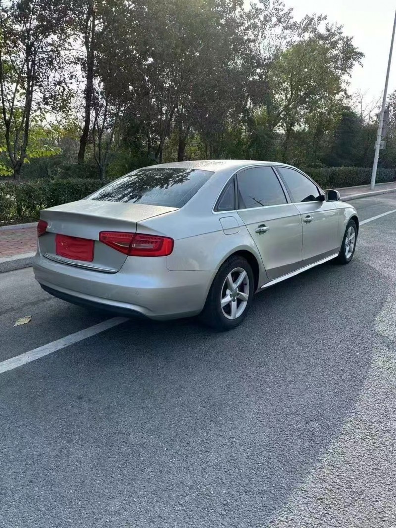 济宁15年奥迪A4L6