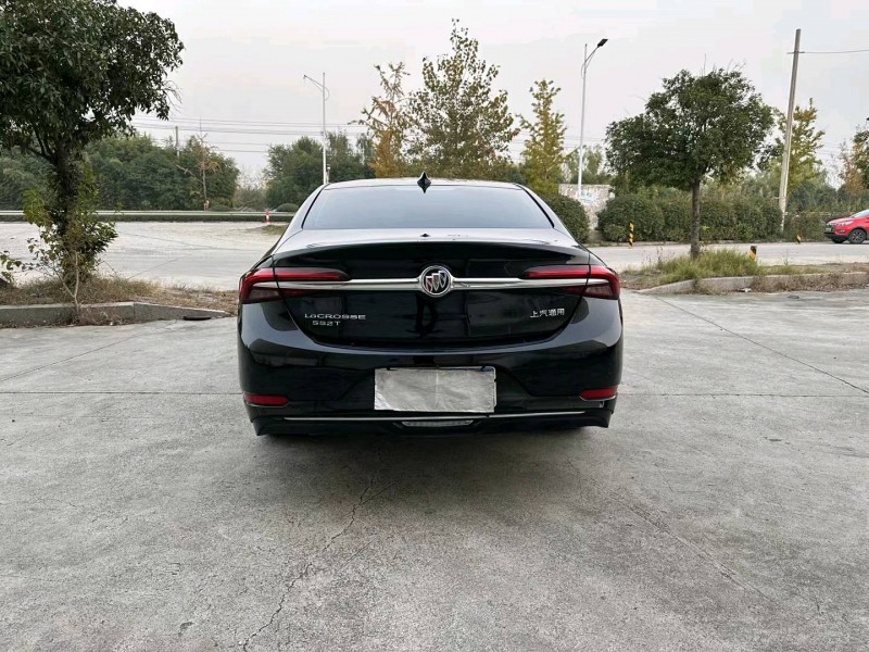 徐州23年别克君越9