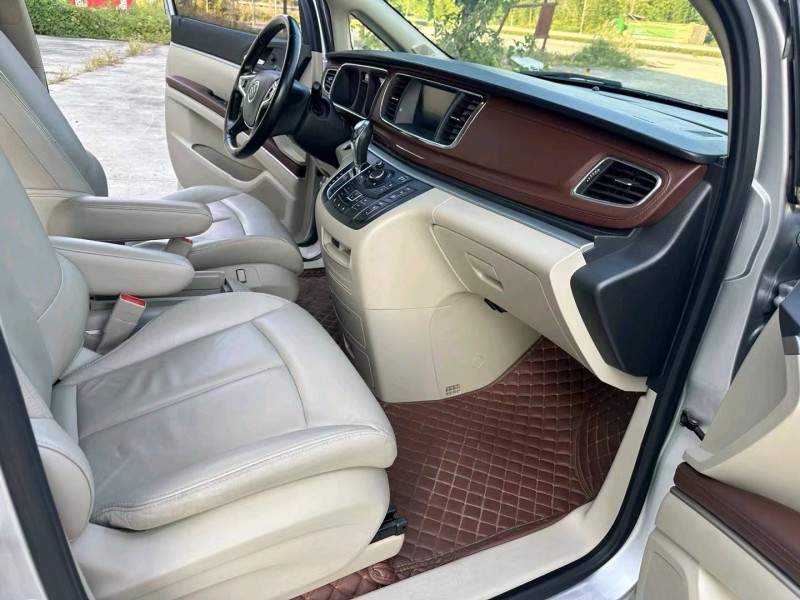 徐州19年别克GL84