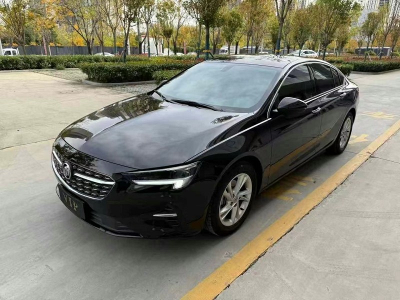 济宁23年别克君威2