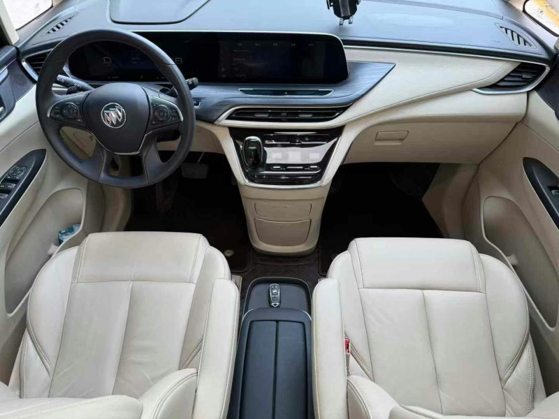 济宁23年别克GL84