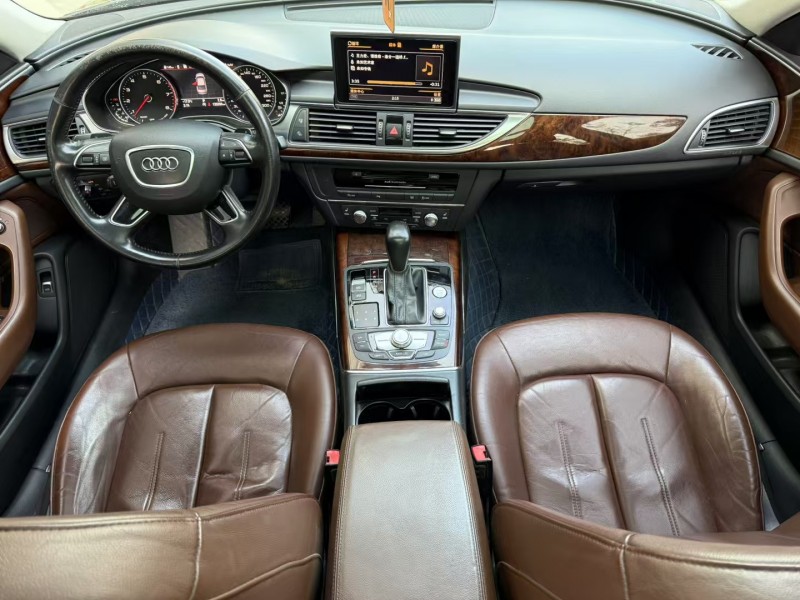 济宁16年奥迪A6L4