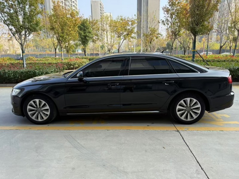 济宁16年奥迪A6L8