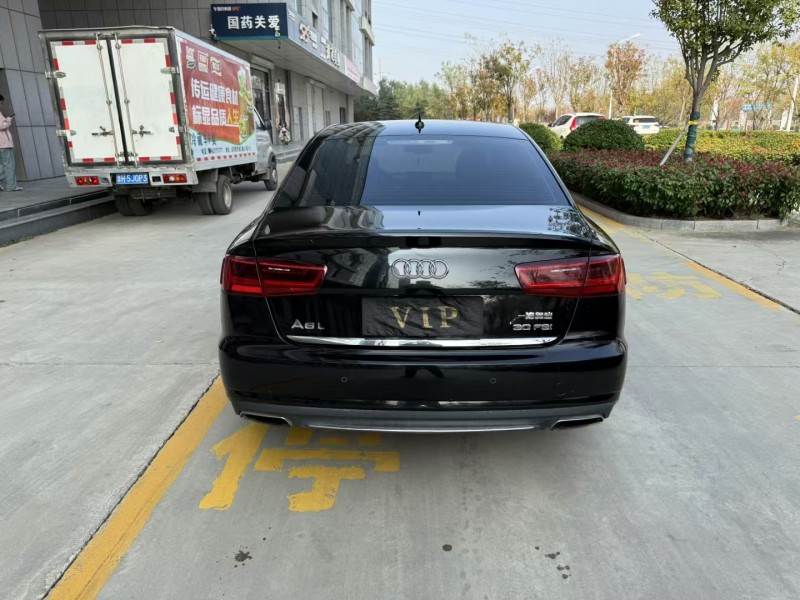 济宁16年奥迪A6L9