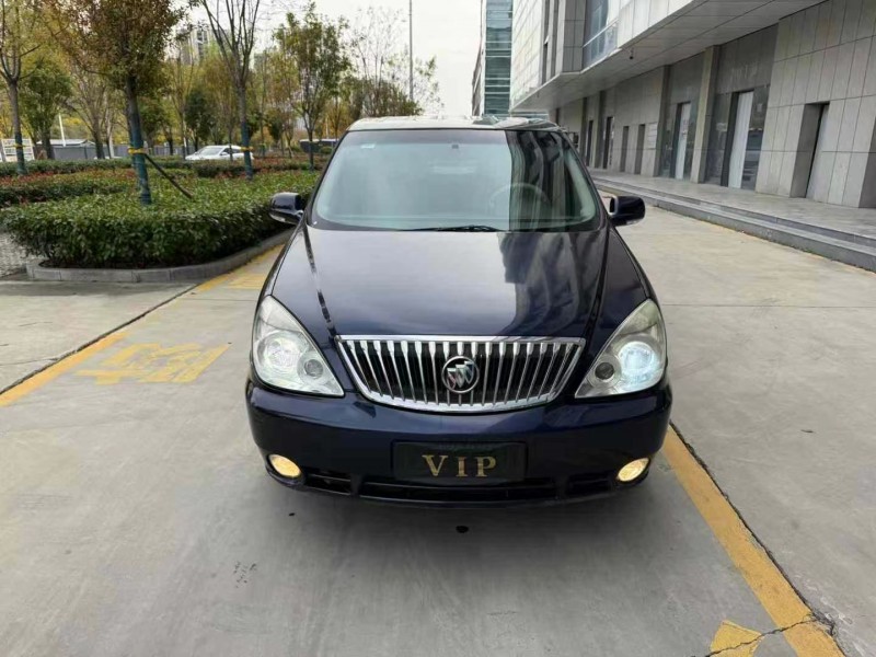 济宁15年别克GL81