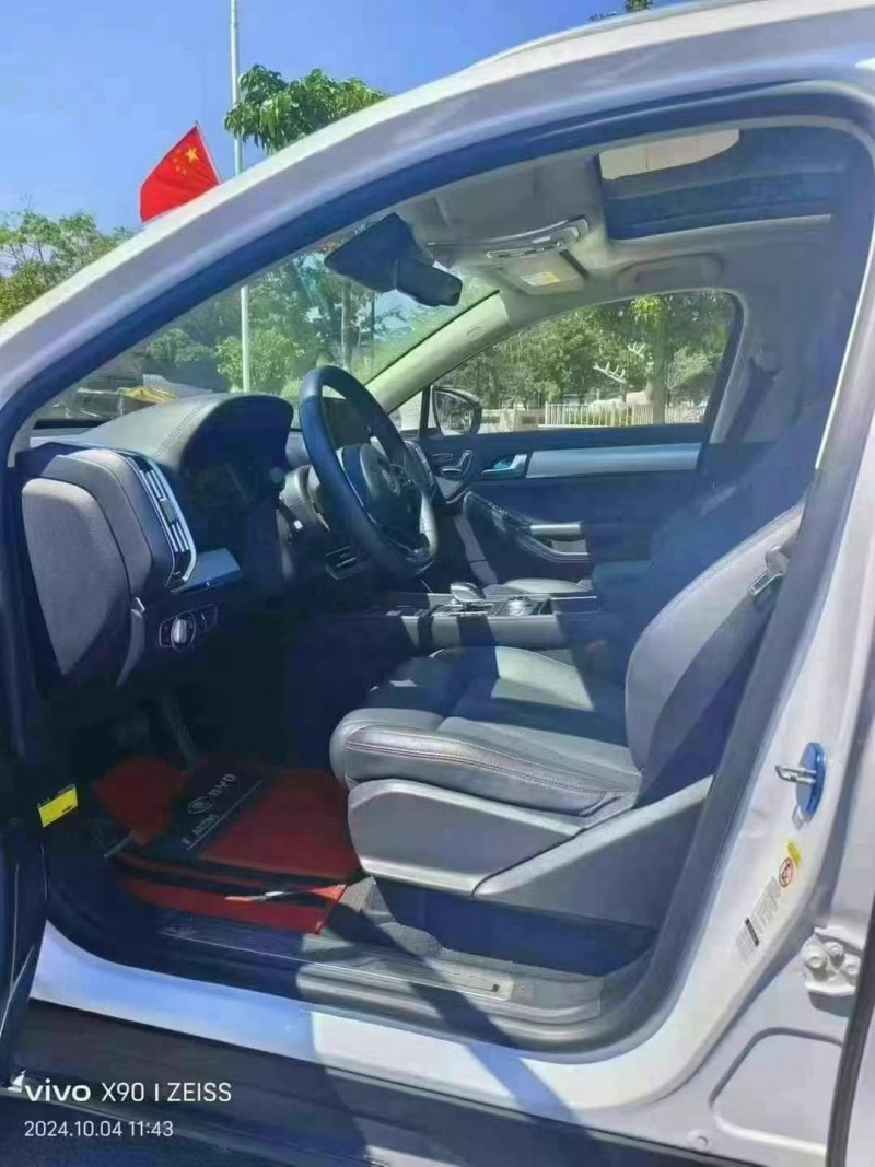 东莞19年比亚迪唐4