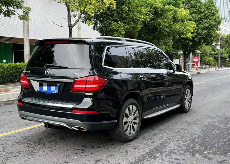 深圳17年奔驰GLS8