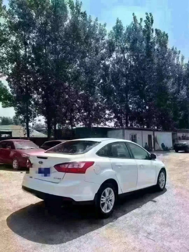 菏泽14年福特福克斯9