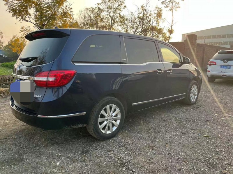 保定15年别克GL83