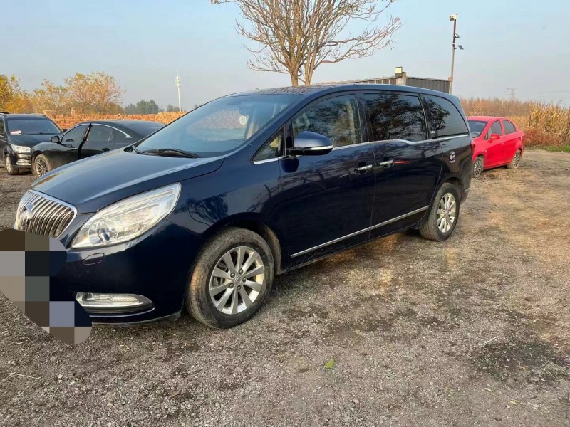 保定15年别克GL85