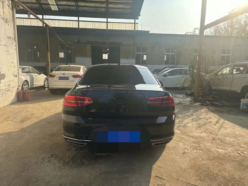 保定19年大众迈腾2