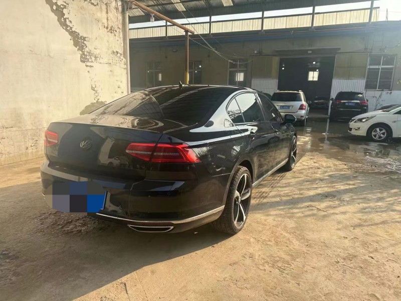 保定19年大众迈腾4