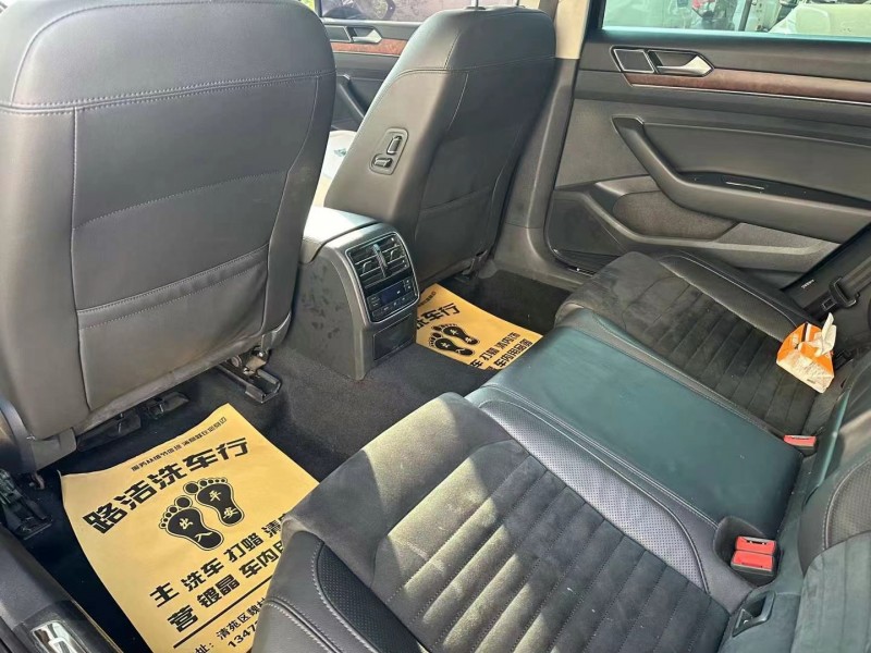 保定19年大众迈腾8