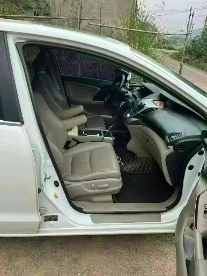 广州13年本田奥德赛8