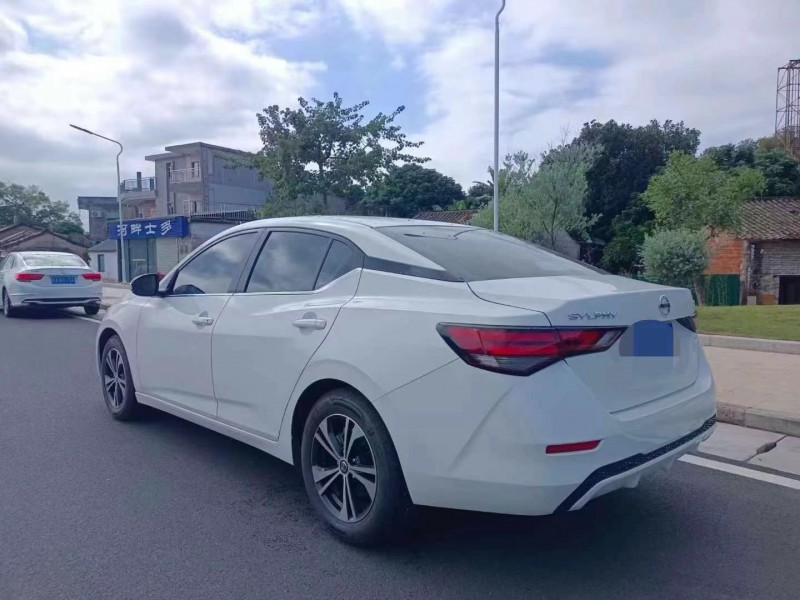 汕頭22年日產軒逸4