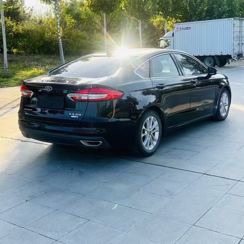 济宁21年福特蒙迪欧2