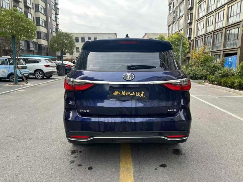 徐州19年比亚迪宋MAX9
