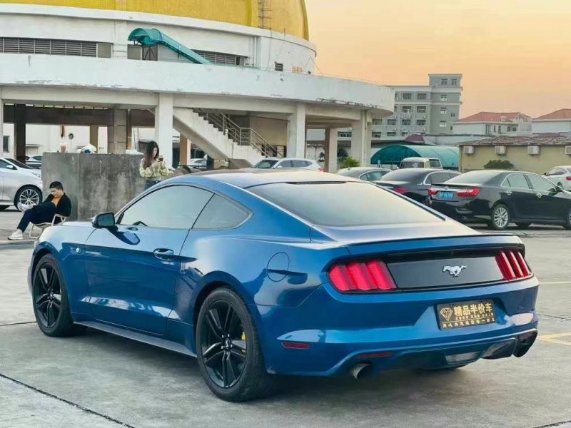 东莞17年福特野马8