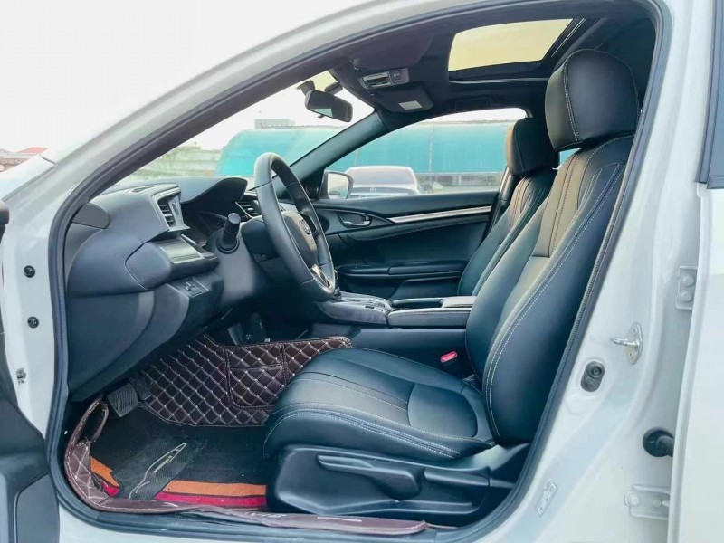 东莞21年本田思域4